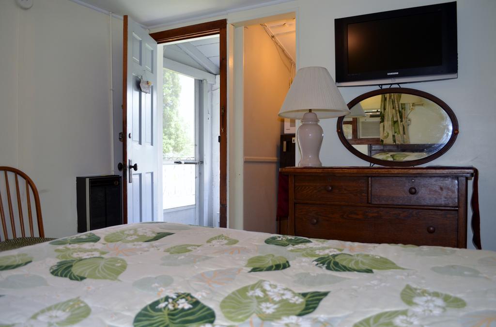 Chamber Lane Motel Round Lake Pokoj fotografie
