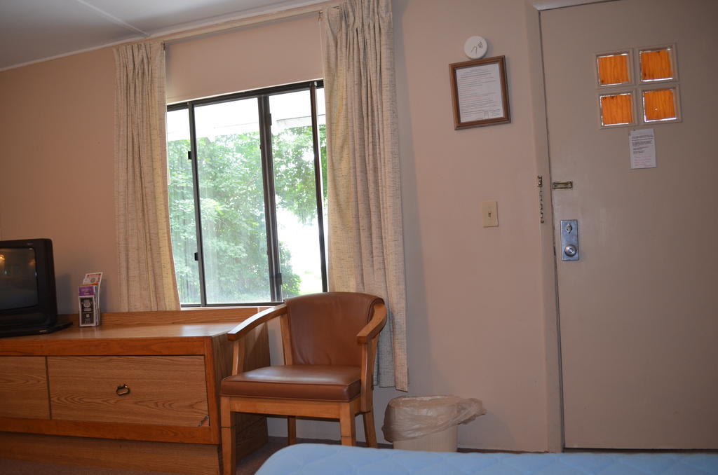 Chamber Lane Motel Round Lake Pokoj fotografie